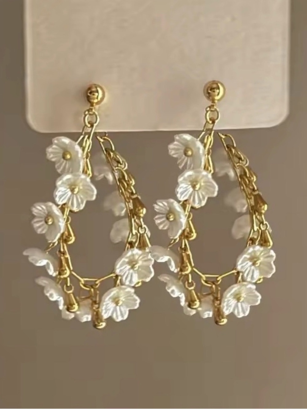 Flower Earrings pearl white - Picture 7 of 8